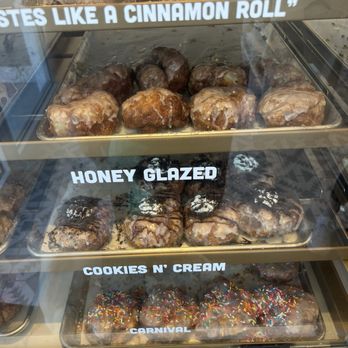 Parlor Doughnuts - Display - Coffee & Tea Near Me - Cincinnati, Ohio