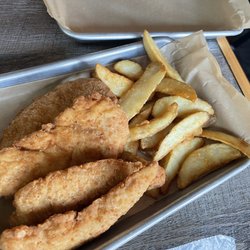 Carbone Beachside - Kids chicken tenders and fries