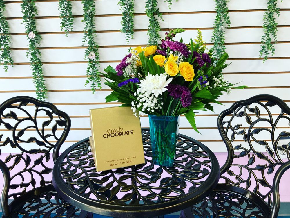 PORT ROYAL FLORIST Request Information 10 Photos 17230 S Tamiami