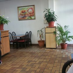 American Deli - Inside