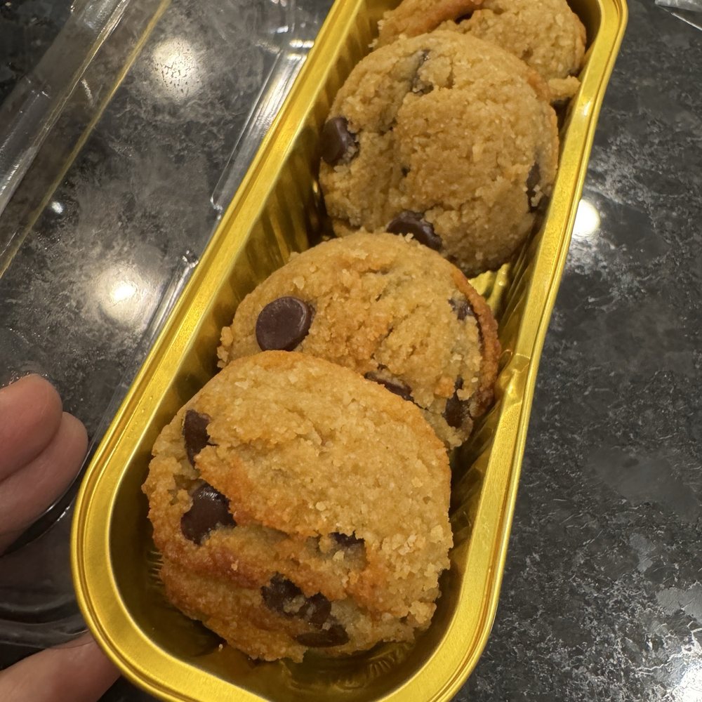 The Sweet Stuff - Almond chocolate chip cookies 10/10 - Desserts Near Me - Dallas, Texas The Sweet Stuff - Almond chocolate chip cookies 10/10 - Desserts Near Me - Dallas, Texas
