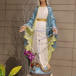 St Thomas Aquinas Church - Blessed Virgin Mary