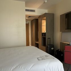 Novotel - Lots of storage space