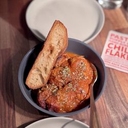 Pasta Supply - Lil' juicy meatballs