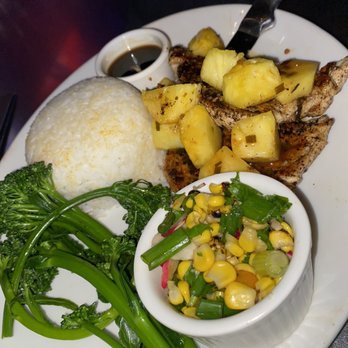 Yard House - Pineapple Express - New American Near Me - Atlanta, Georgia Yard House - Pineapple Express - New American Near Me - Atlanta, Georgia