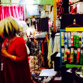 Red Barn Flea Market - The Red Barn Boutique is awesome and so is Renee, the owner! - Flea Markets Near Me - Bradenton, Florida Red Barn Flea Market - The Red Barn Boutique is awesome and so is Renee, the owner! - Flea Markets Near Me - Bradenton, Florida
