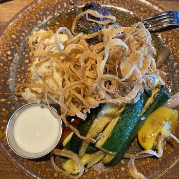 Reunion Kitchen + Drink - Slow Braised Short Ribs with mashed potatoes and veggies - New American Near Me - Corona, California Reunion Kitchen + Drink - Slow Braised Short Ribs with mashed potatoes and veggies - New American Near Me - Corona, California