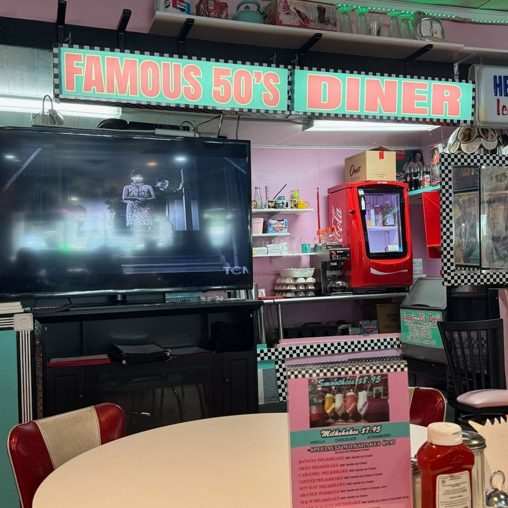 Famous 50's Diner - Diners Near Me - Bridgeport, Connecticut