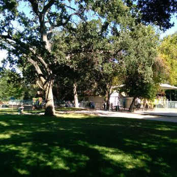 Encino Park - Parks Near Me - Encino, California
