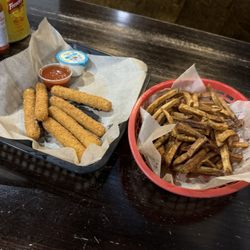 H.J. Wings & Things - Mozzarella sticks and house frys