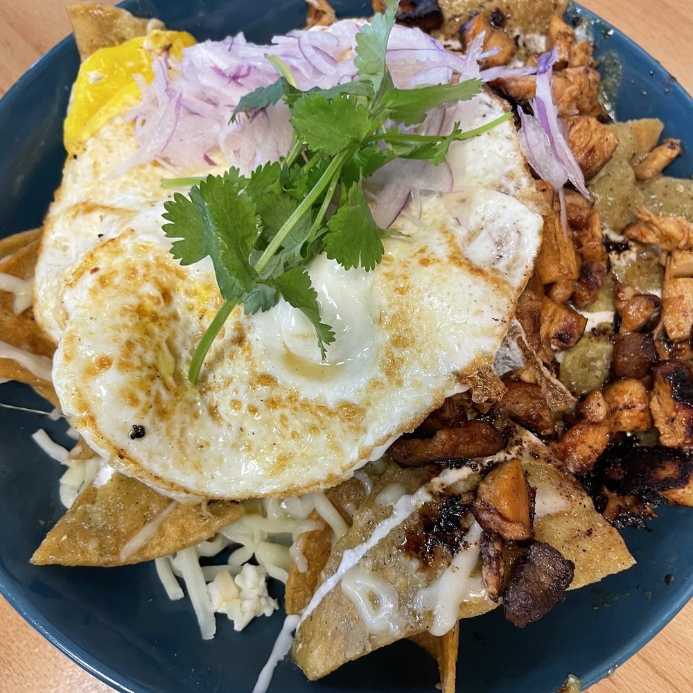 SeD Cocina - Chilaquiles Verdes with Chicken - Mexican Near Me - Montclair, California SeD Cocina - Chilaquiles Verdes with Chicken - Mexican Near Me - Montclair, California