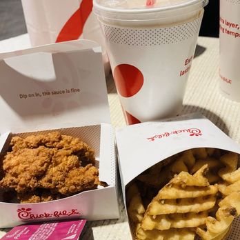 Chick-fil-A - Fast Food Near Me - Plymouth, Massachusetts