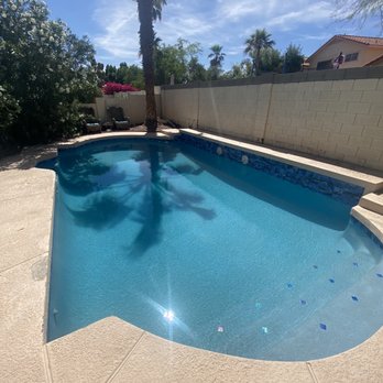 Barefoot Pools - This is a Barefoot pool. You should get one. - Pool Cleaners Near Me - Gilbert, Arizona Barefoot Pools - This is a Barefoot pool. You should get one. - Pool Cleaners Near Me - Gilbert, Arizona