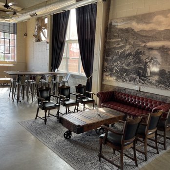 The Skeleton Root - Wine Bars Near Me - Cincinnati, Ohio