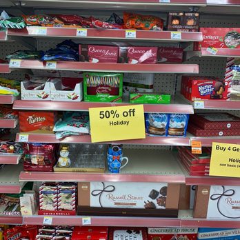 Walgreens - Holiday candy sale yaaay - Drugstores Near Me - Pembroke Pines, Florida Walgreens - Holiday candy sale yaaay - Drugstores Near Me - Pembroke Pines, Florida