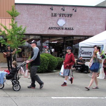 Le'Stuff Antique Mall - Antiques Near Me - Hillsboro, Oregon Le'Stuff Antique Mall - Antiques Near Me - Hillsboro, Oregon