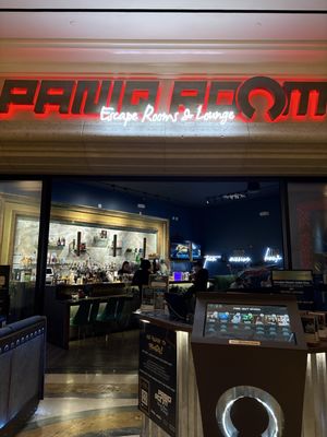 PanIQ Escape Room & Lounge by null