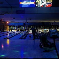 New Great Valley Lanes - Bowling lanes