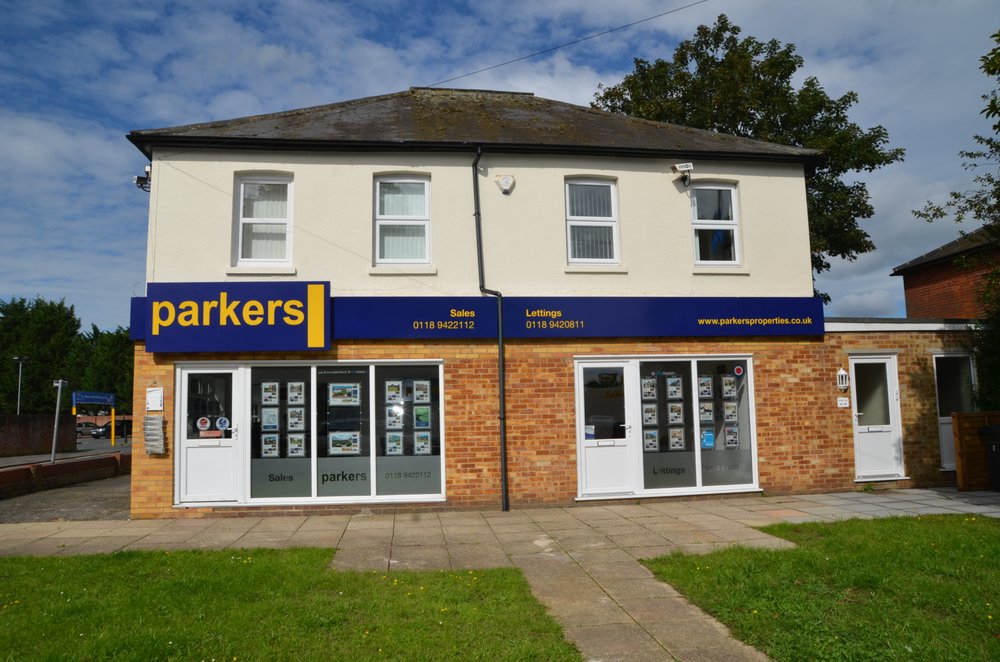PARKERS ESTATE AGENTS TILEHURST 68 School Road, Reading, United