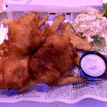 Towne Tavern And Treehouse - Fish & Chips - Waffles Near Me - Pembroke, Massachusetts