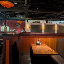 Johnny Carino's - Inside