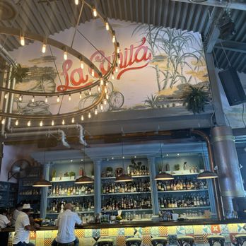 La Cañita Bayside - More atmosphere - Cuban Near Me - Miami, Florida La Cañita Bayside - More atmosphere - Cuban Near Me - Miami, Florida