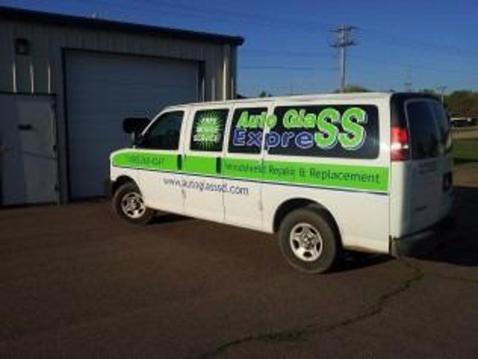 AUTO GLASS EXPRESS Updated October 2024 921 S Lawler St, Mitchell