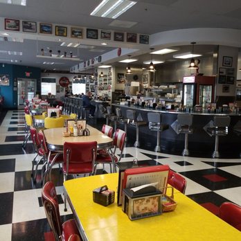 Debby's Diner - Greatest place to stop and eat. - Diners Near Me - Medford, Oregon
