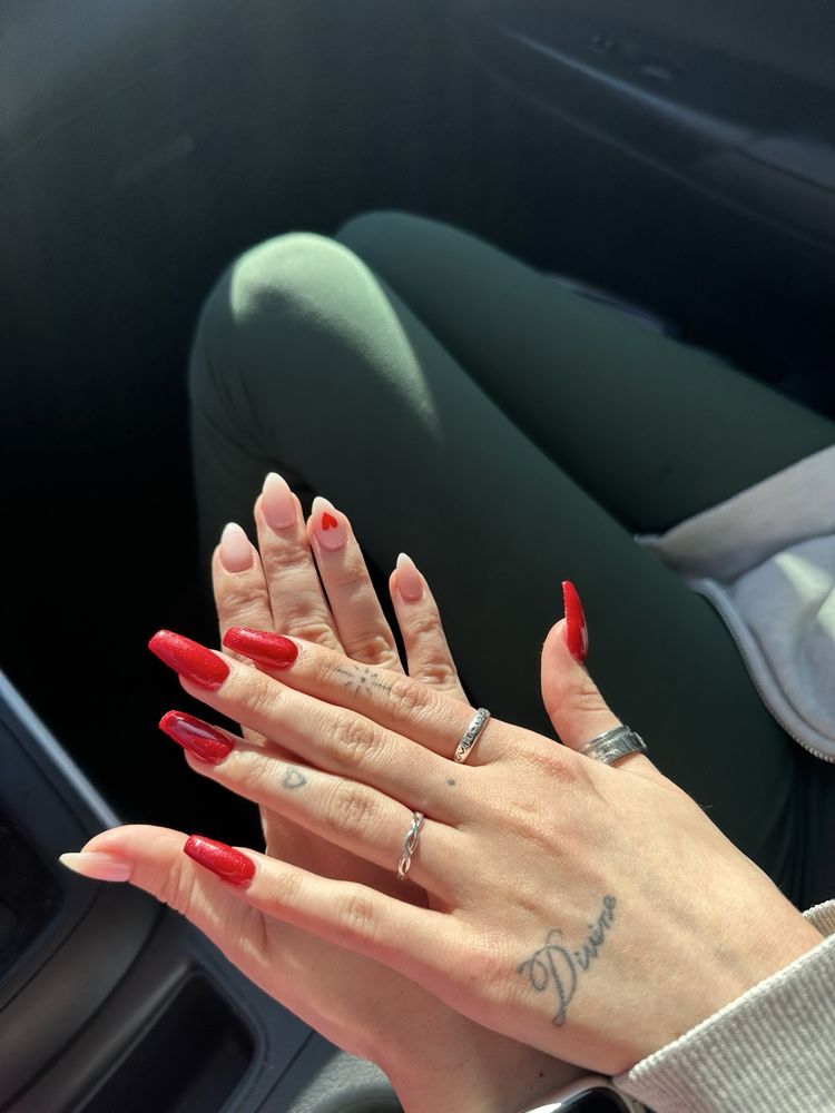 Cime Nails Logo