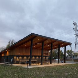 Rahn Park - Gazebo with picnic tables