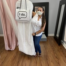Lindi Bridal - Picking up my wedding dress!