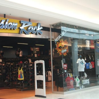 Vision Rock - Tattoo Near Me - Quebec City, Quebec Vision Rock - Tattoo Near Me - Quebec City, Quebec