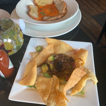 Drew's on Halsted - Baked Goat Cheese & Tuna Tartare - American Near Me - Chicago, Illinois