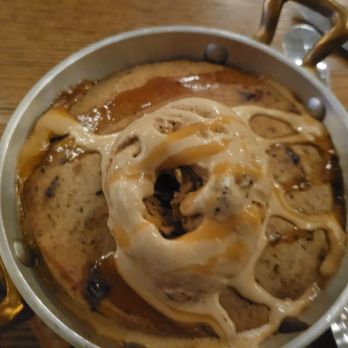 Bacchus Kitchen + Bar - Banana bread dessert - American Near Me - Grapevine, Texas