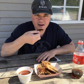 Helen's Bar B Q - Barbeque Near Me - Brownsville, Tennessee