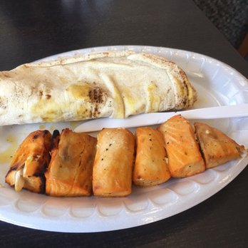 Cafe Bravo - Mahi-Mahi Kabob.......  dry, needs tomatoes and onions to make it a "Kabob". - Middle Eastern Near Me - Glendale, California