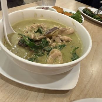 Siam City Thai Kitchen - Green curry with chicken - Thai Near Me - Waipahu, Hawaii Siam City Thai Kitchen - Green curry with chicken - Thai Near Me - Waipahu, Hawaii