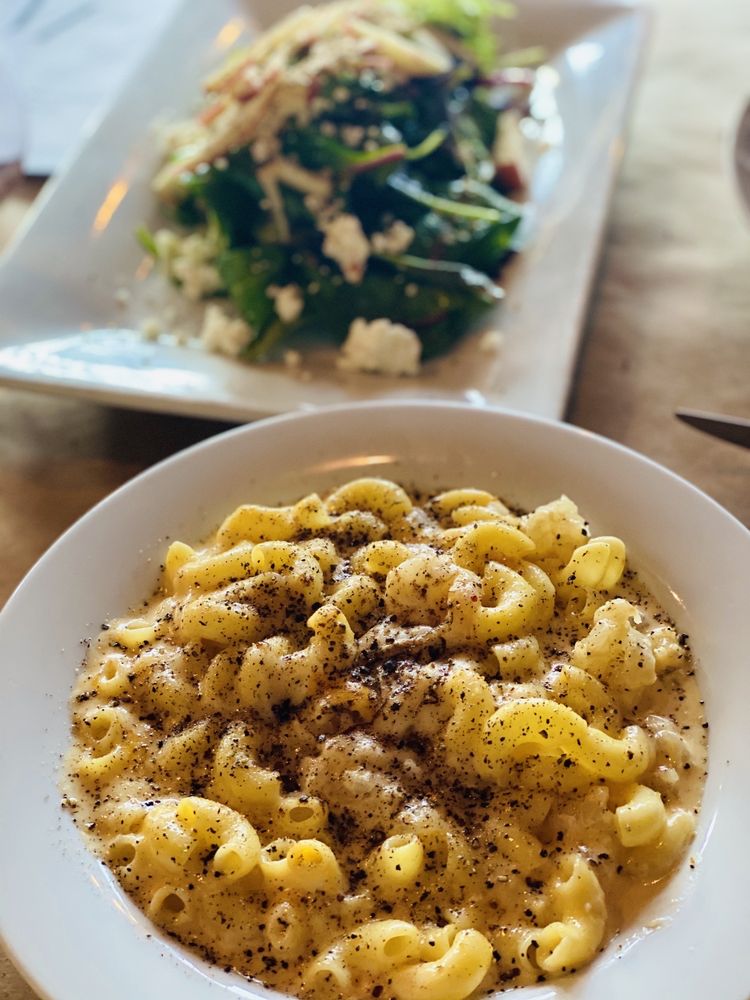 Pimienta Bistro & Bar