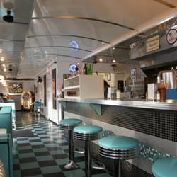Stuies Diner - Back to the 50's