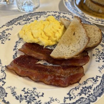 The Bloom Lounge - Breakfast & Brunch Near Me - Plano, Texas