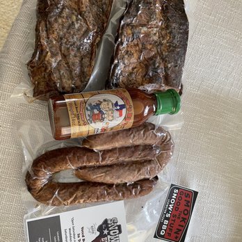 Snow's BBQ - Barbeque Near Me - Lexington, Texas