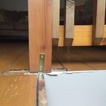 Treehouse On the Rocks - Construction not to code in Master suite loft. The handrailing is held together with a 2 inch L brackets. - Vacation Rentals Near Me - Pine, Arizona