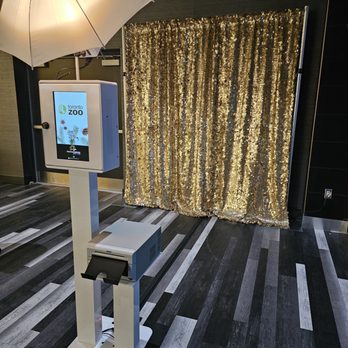 Photo Corner - Photo Booth Rentals Near Me - Toronto, Ontario