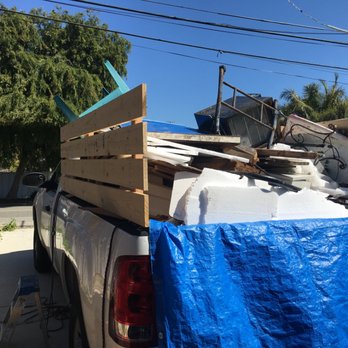 Hunk A Junk - GMC Sierra 2500 HD 8 foot long bed, 4 foot sides - Junk Removal & Hauling Near Me Hunk A Junk - GMC Sierra 2500 HD 8 foot long bed, 4 foot sides - Junk Removal & Hauling Near Me