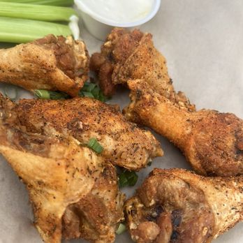The Brass Tap - Cajun Wings - Wine Bars Near Me - Olivette, Missouri