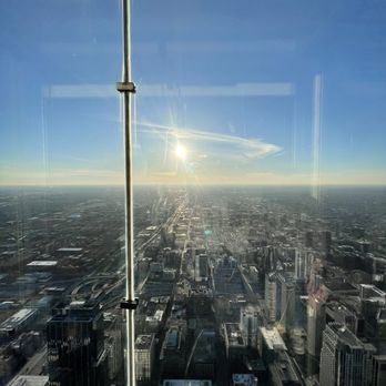 Skydeck Chicago - Observatories Near Me - Chicago, Illinois