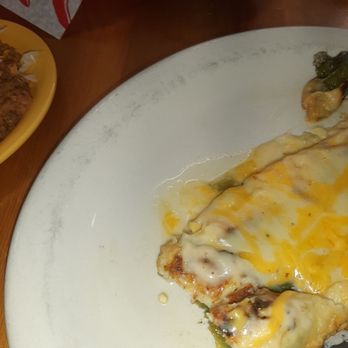 Nina's - Chili relleno with green sauce - Mexican Near Me - Artesia, New Mexico