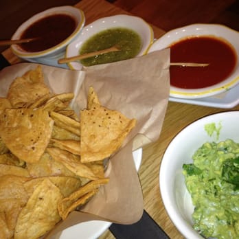 Comal - Guac, 3 salsas and chips - Mexican Near Me - Berkeley, California