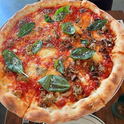 Tutti Pizza by null