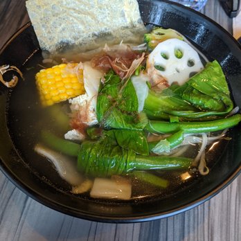 19 GOLD - Veggie soup - Taiwanese Near Me - Seattle, Washington